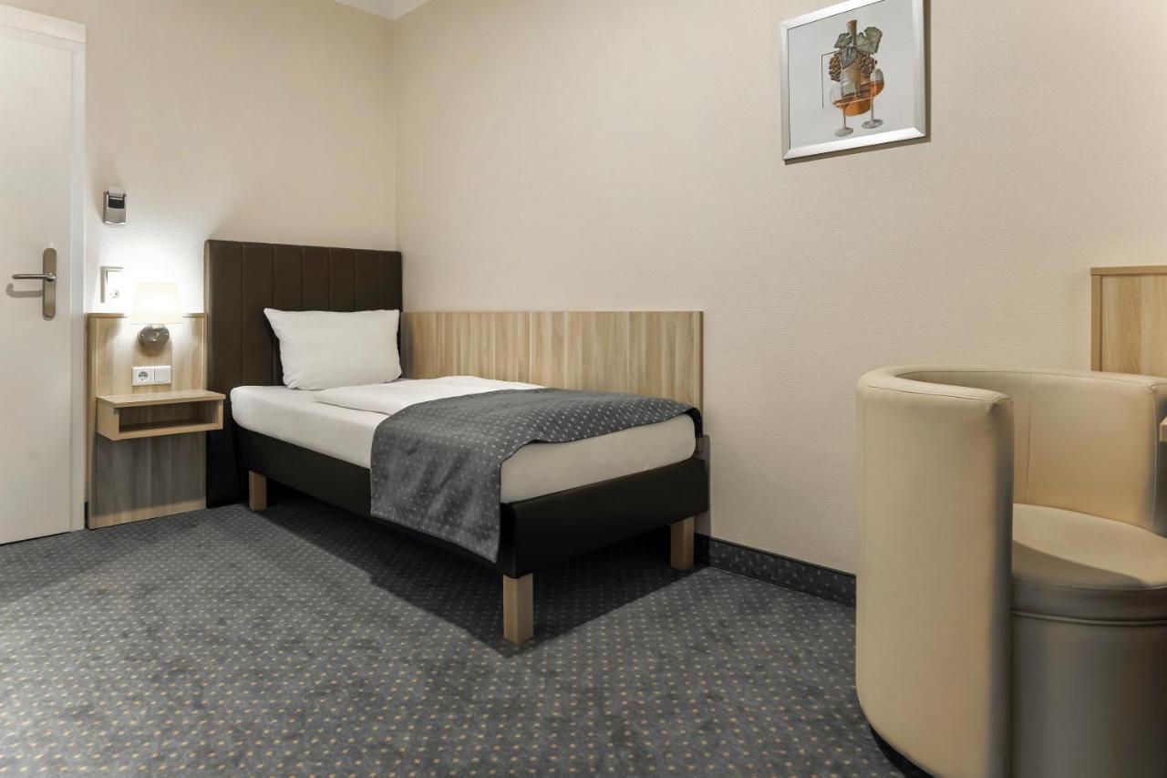 Bergmark Hotel Steinfeld  Ngoại thất bức ảnh