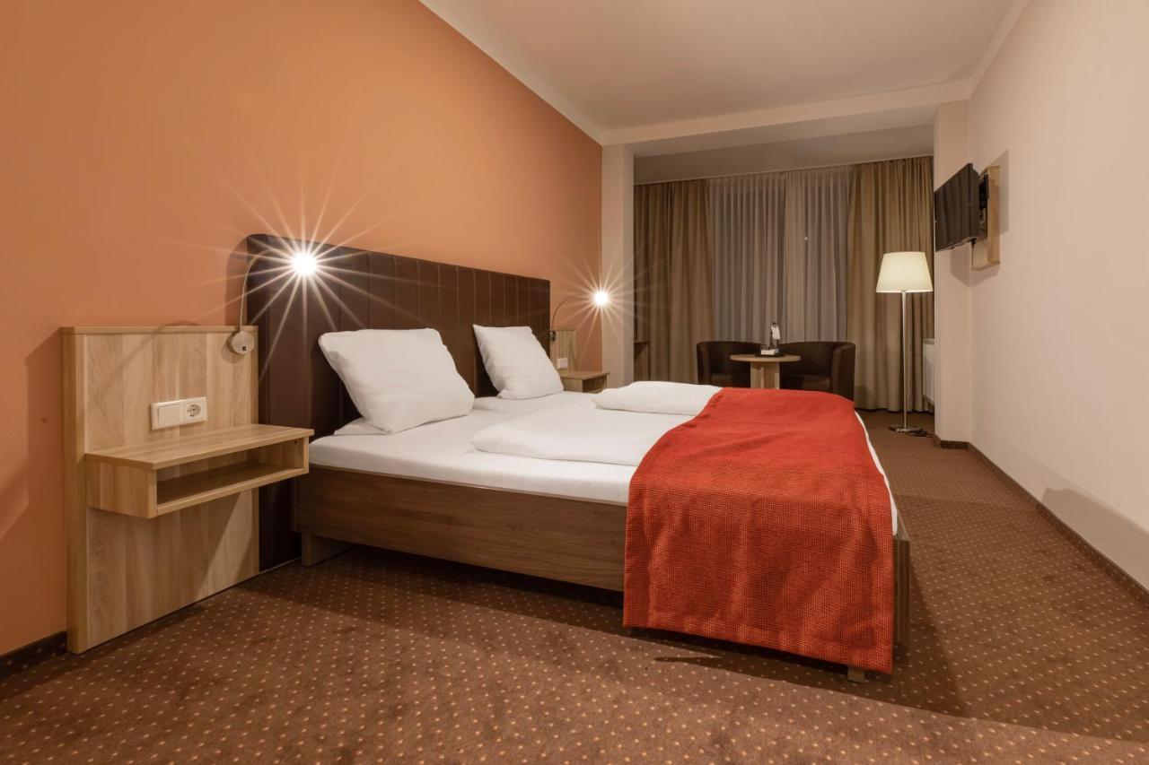 Bergmark Hotel Steinfeld  Ngoại thất bức ảnh